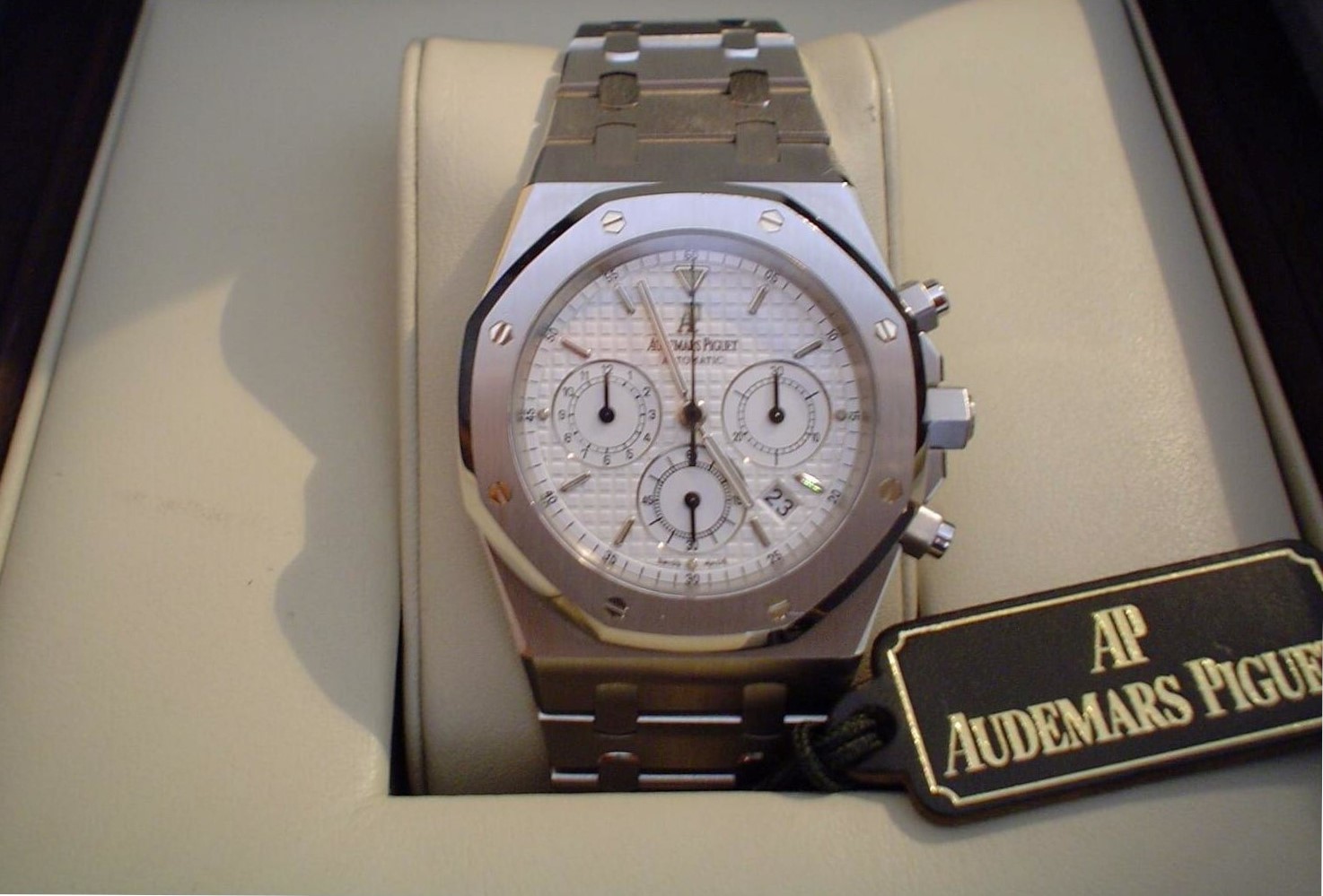 Audemars Piguet Royal Oak case detail