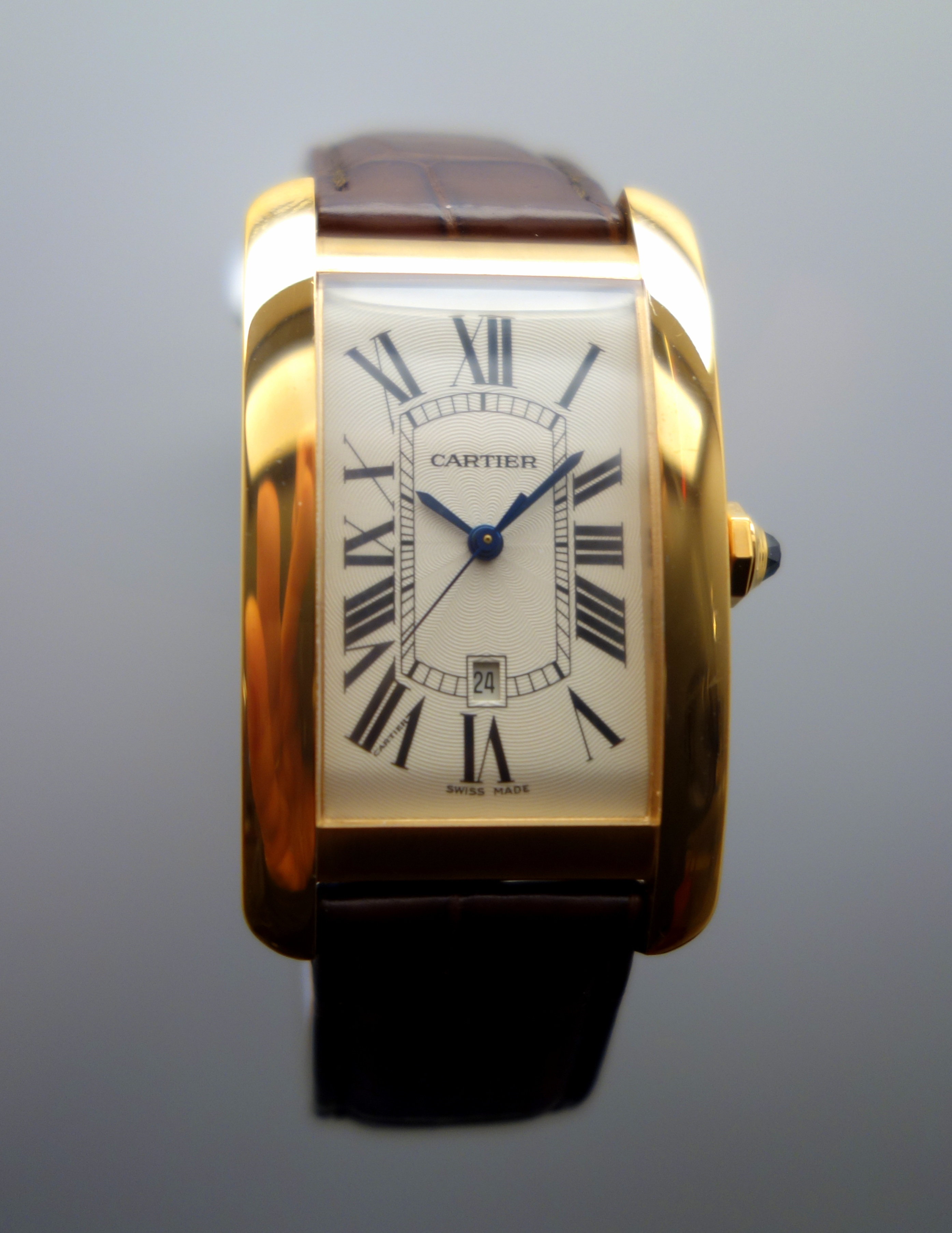 Cartier — Tank Louis Cartier
